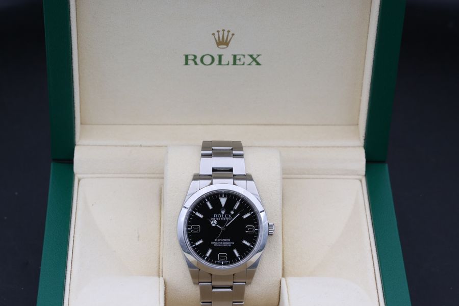 Rolex Explorer 214270